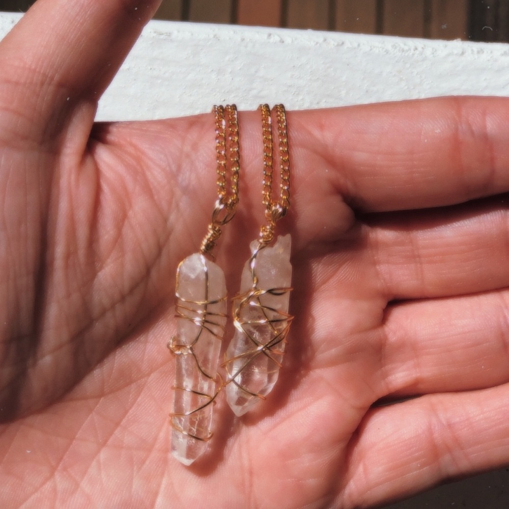 RAW QUARTZ | Crystal Necklace W/ Gold Chain - Picture 2 of 4